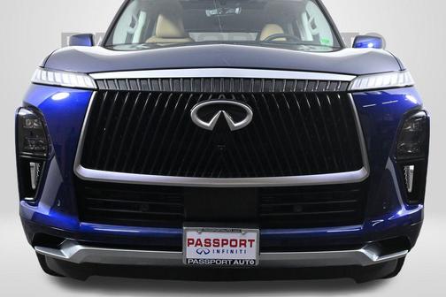 2025 INFINITI QX80 Luxe