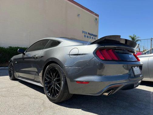 2017 Ford Mustang GT