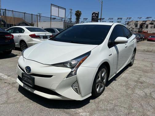2016 Toyota Prius Four Touring