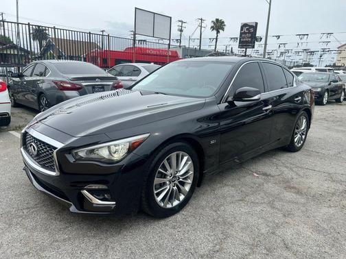 Black 2018 INFINITI Q50 3.0t LUXE