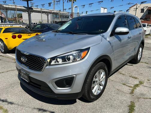 2017 Kia Sorento LX
