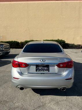 2015 INFINITI Q50 Base