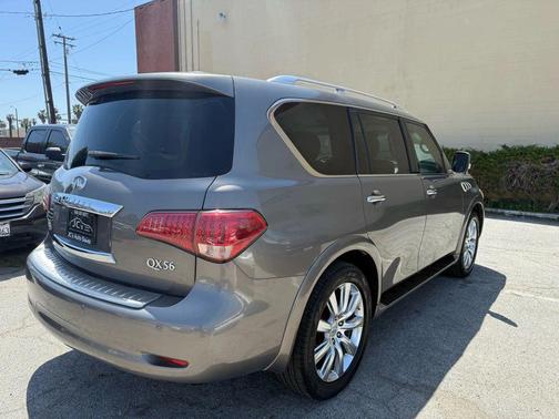 2013 INFINITI QX56 Base