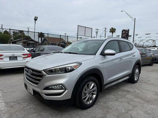 Molten Silver 2018 Hyundai TUCSON SEL