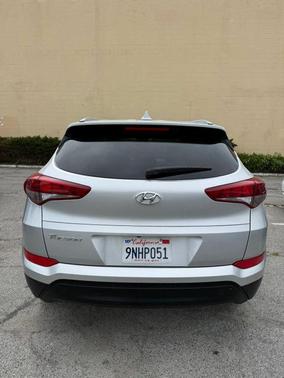 Molten Silver 2018 Hyundai TUCSON SEL