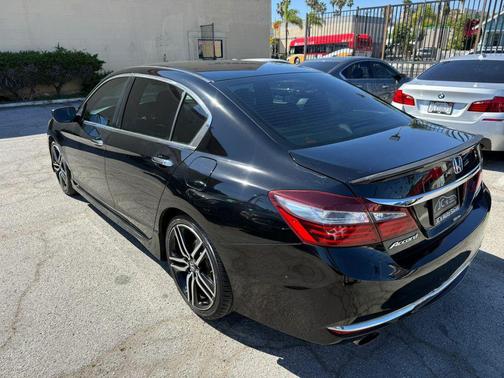 Crystal Black Pearl 2016 Honda Accord Sport