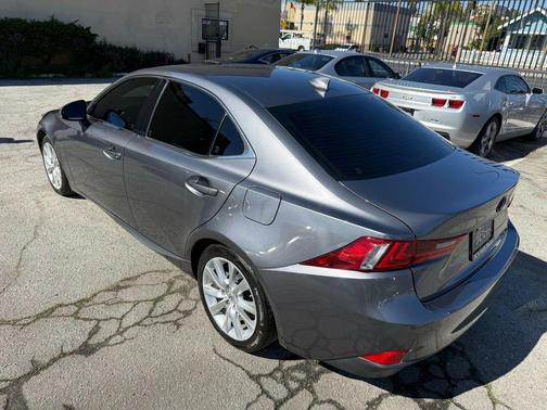 2016 Lexus IS 200t Base