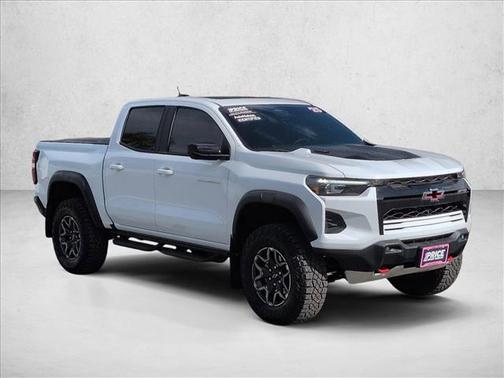 Summit White 2025 Chevrolet Colorado ZR2