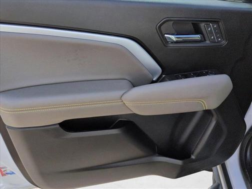 Summit White 2025 Chevrolet Colorado ZR2