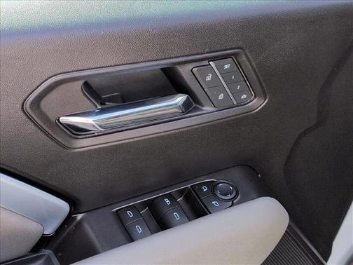 Summit White 2025 Chevrolet Colorado ZR2