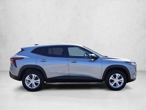 Sterling Gray Metallic 2026 Chevrolet Trax LS