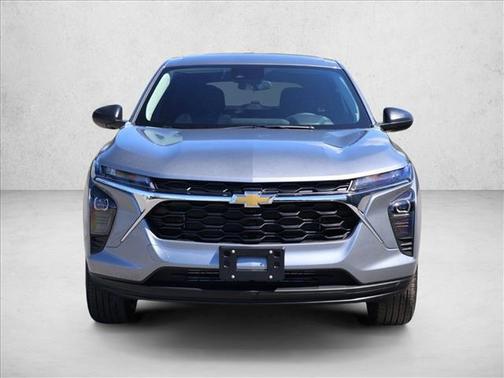 Sterling Gray Metallic 2026 Chevrolet Trax LS