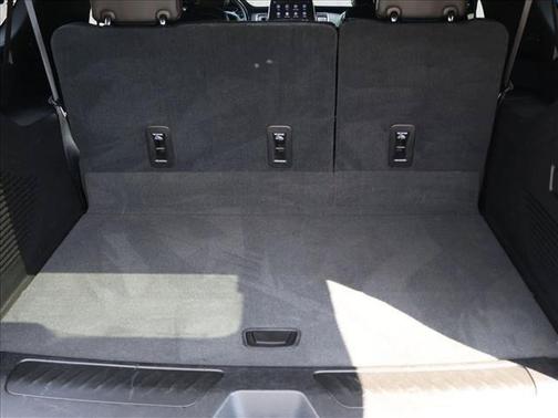 Satin Steel Metallic 2021 GMC Yukon XL SLT