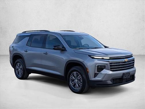 Sterling Gray Metallic 2026 Chevrolet Traverse LT