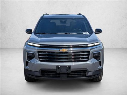 Sterling Gray Metallic 2026 Chevrolet Traverse LT