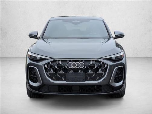 Daytona Gray Pearl Effect 2025 Audi Q5 Prestige TFSI quattro S tronic