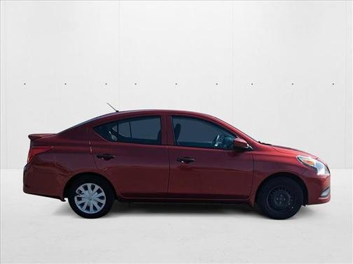 2017 Nissan Versa 1.6 S+
