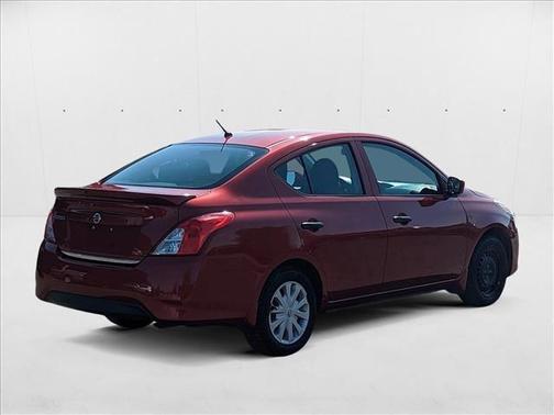 2017 Nissan Versa 1.6 S+