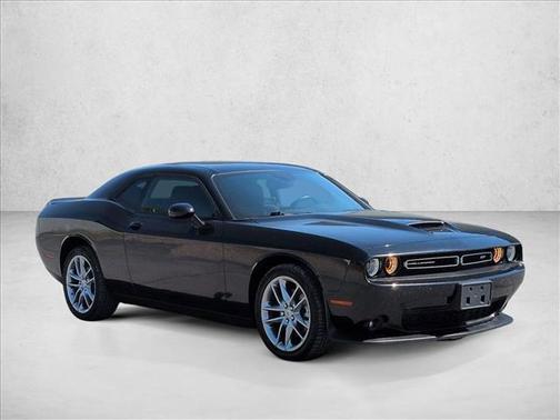 Pitch Black Clearcoat 2022 Dodge Challenger GT