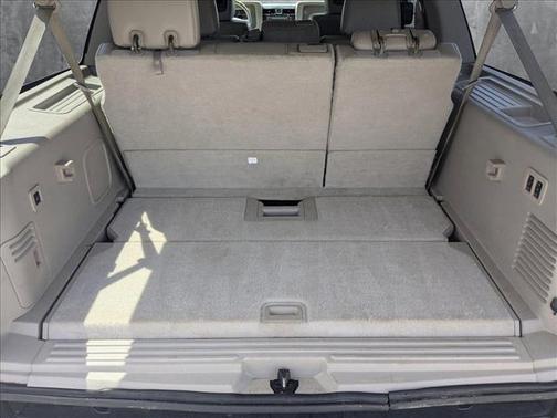 2012 Lincoln Navigator Base
