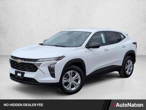 Summit White 2026 Chevrolet Trax LS