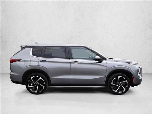 Mercury Gray Metallic 2023 Mitsubishi Outlander SE 2.5 S-AWC