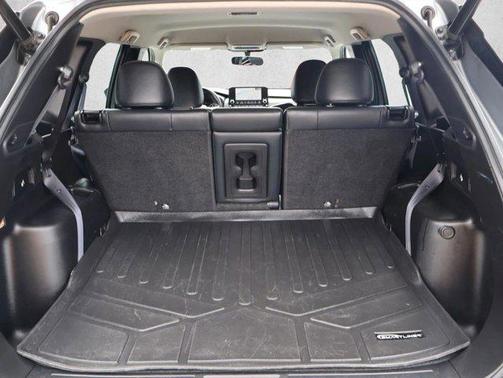 Mercury Gray Metallic 2023 Mitsubishi Outlander SE 2.5 S-AWC