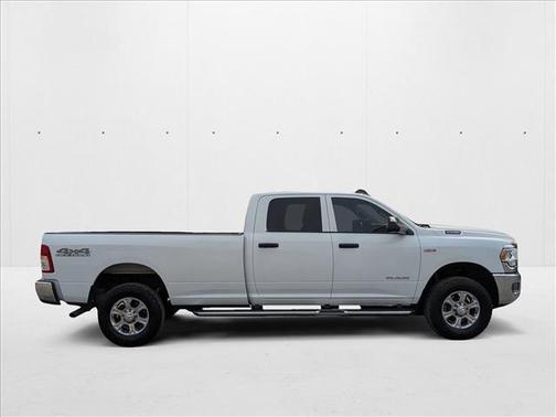 2020 RAM 2500 Tradesman Crew Cab 4X4 8' Box