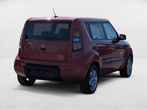 2010 Kia Soul +