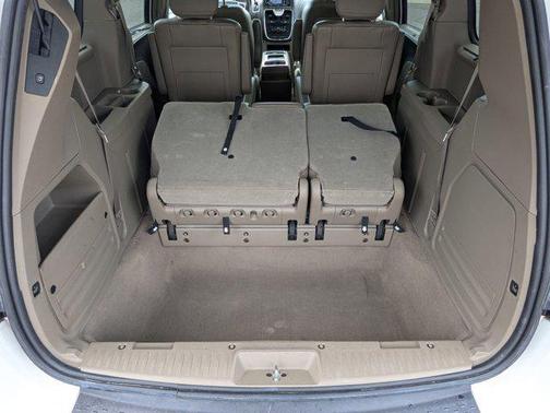 2015 Chrysler Town & Country Touring-L