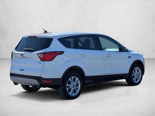 Oxford White 2019 Ford Escape SE