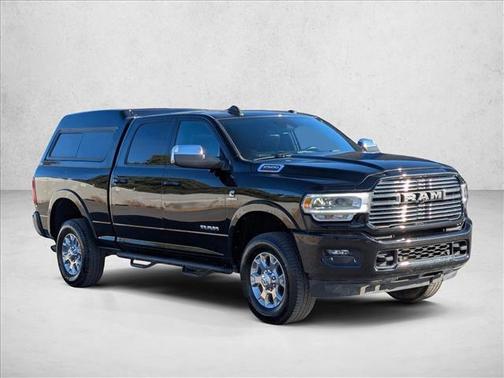 2020 RAM 2500 Laramie Crew Cab 4X4 6'4' Box