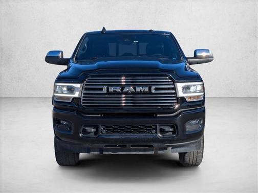 2020 RAM 2500 Laramie Crew Cab 4X4 6'4' Box