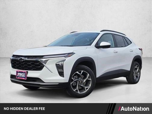 Summit White 2025 Chevrolet Trax LT