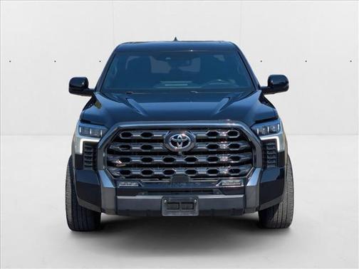 2022 Toyota Tundra Platinum