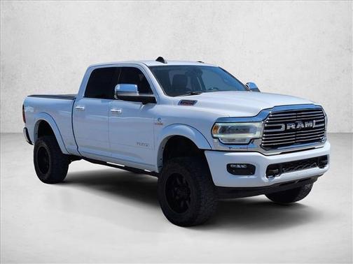 Bright White Clearcoat 2021 RAM 2500 Laramie Crew Cab 4x4 6'4' Box