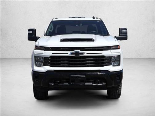 Summit White 2024 Chevrolet Silverado 2500 Custom