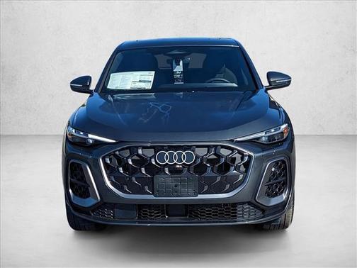 Daytona Gray Pearl Effect 2025 Audi Q5 Prestige TFSI quattro S tronic
