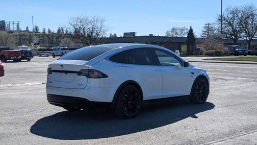 Pearl White Multi Coat 2017 Tesla Model X P100D