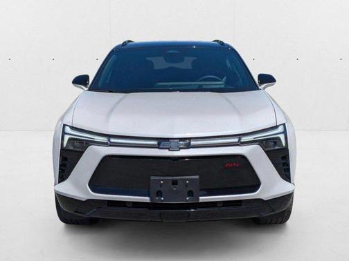 Iridescent Pearl Tricoat 2025 Chevrolet Blazer EV RWD RS