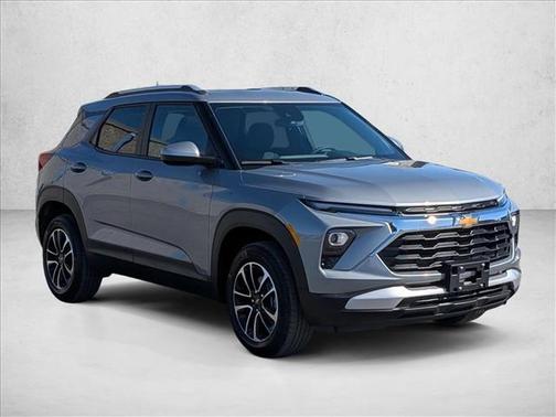 Sterling Gray Metallic 2026 Chevrolet Trailblazer LT