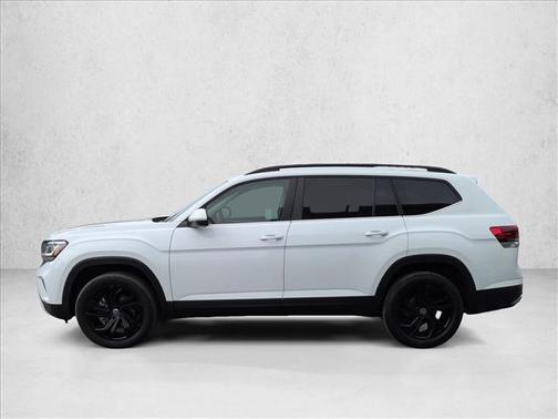 White 2022 Volkswagen Atlas 2.0T SE w/Technology 4MOTION