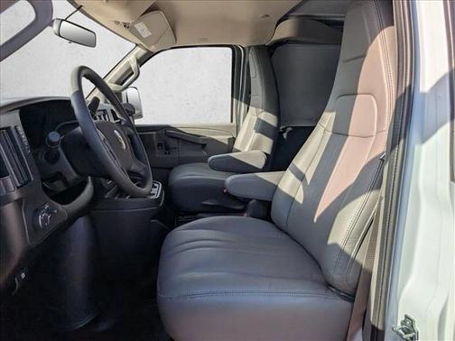 Summit White 2025 Chevrolet Express 2500 LT