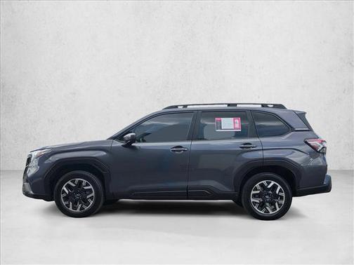 Magnetite Gray Metallic 2025 Subaru Forester Premium
