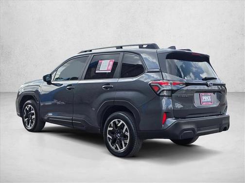 Magnetite Gray Metallic 2025 Subaru Forester Premium