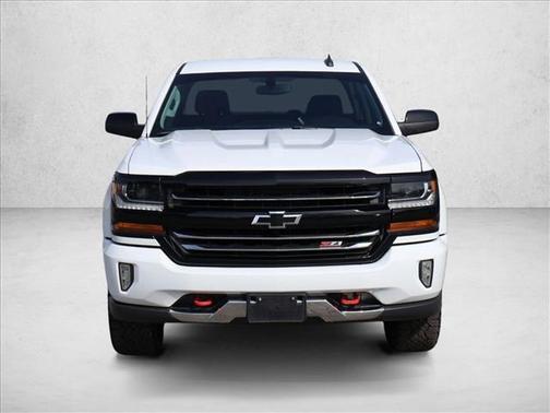 Summit White 2017 Chevrolet Silverado 1500 2LT