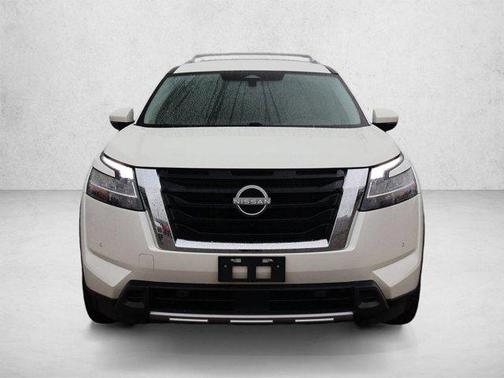 Pearl White Tricoat 2024 Nissan Pathfinder SL 4WD