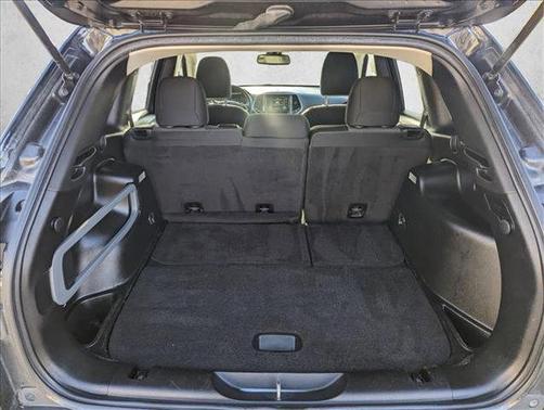 2015 Jeep Cherokee Sport