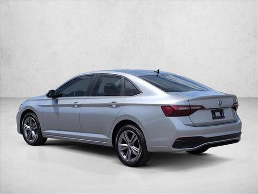 Pyrite Silver Metallic 2022 Volkswagen Jetta 1.5T SE