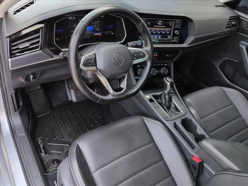Pyrite Silver Metallic 2022 Volkswagen Jetta 1.5T SE